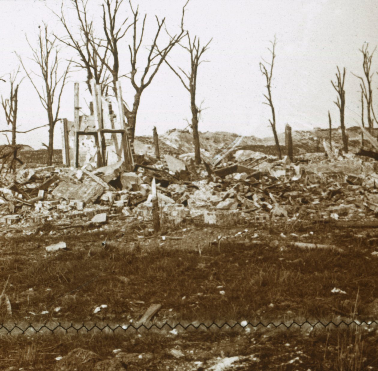 टैवनेस फोर्ट, वर्दुन, उत्तरी फ्रांस द्वारा, c1914-c1918 द्वारा अज्ञात