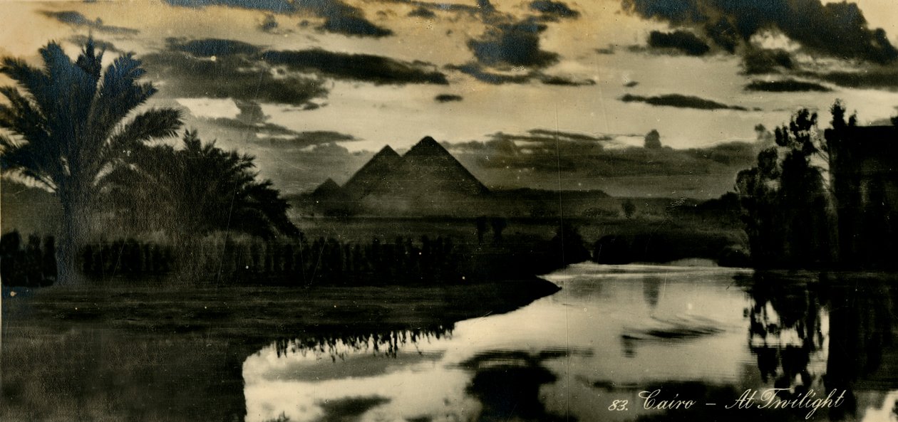 काहिरा - गोधूलि के समय, c1918-c1939। द्वारा अज्ञात