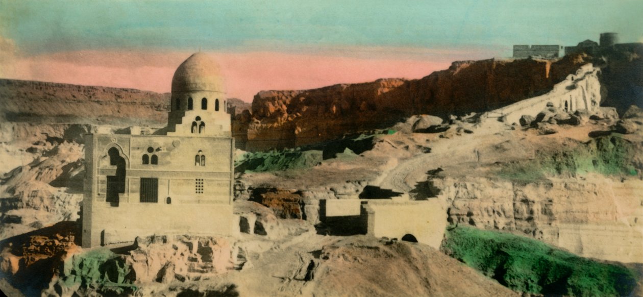 काहिरा: माउंट ऑफ़ द मोकट्टम, c1918-c1939। द्वारा अज्ञात
