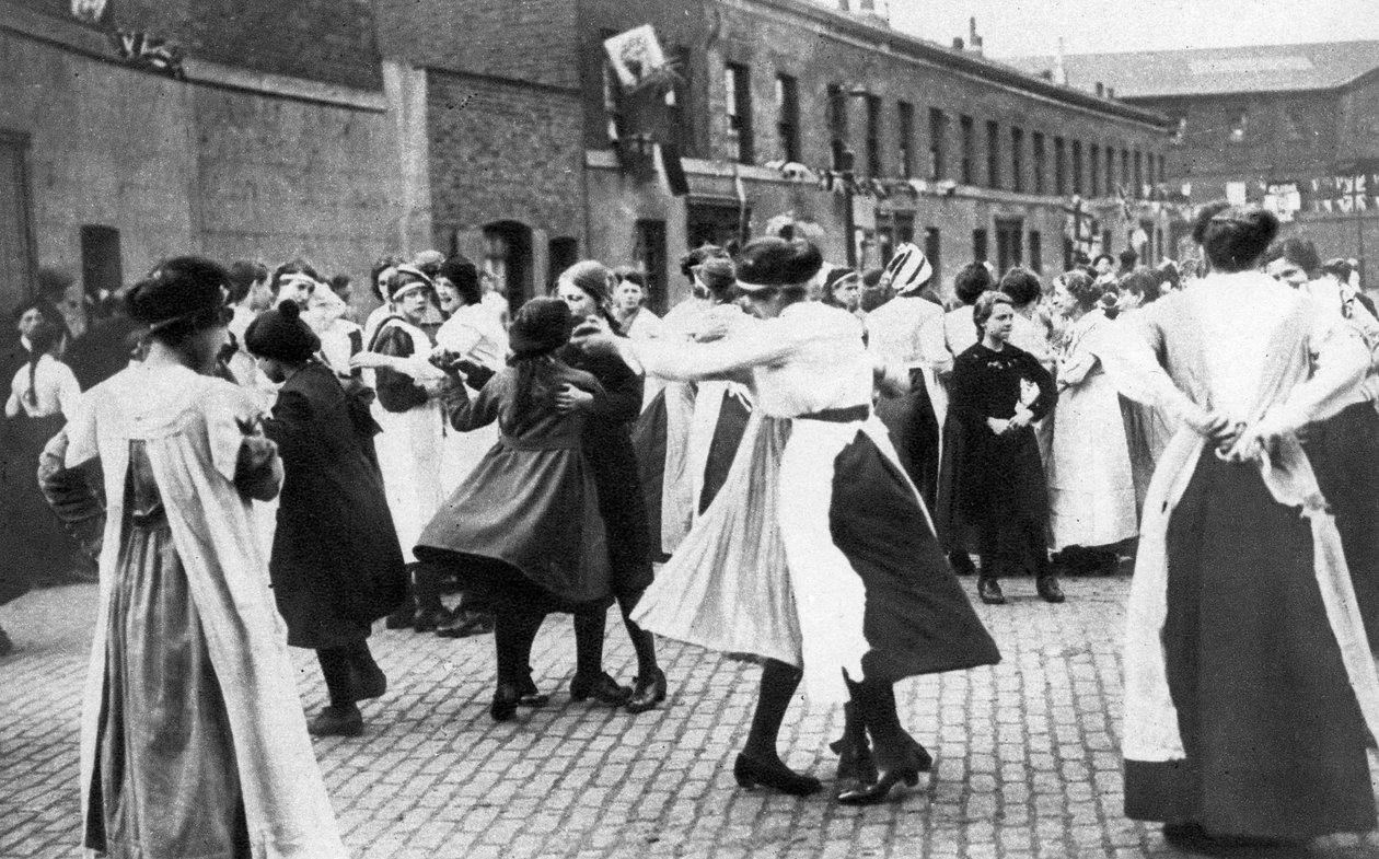 प्रथम विश्व युद्ध, 1918, 1935 के अंत का जश्न द्वारा अज्ञात