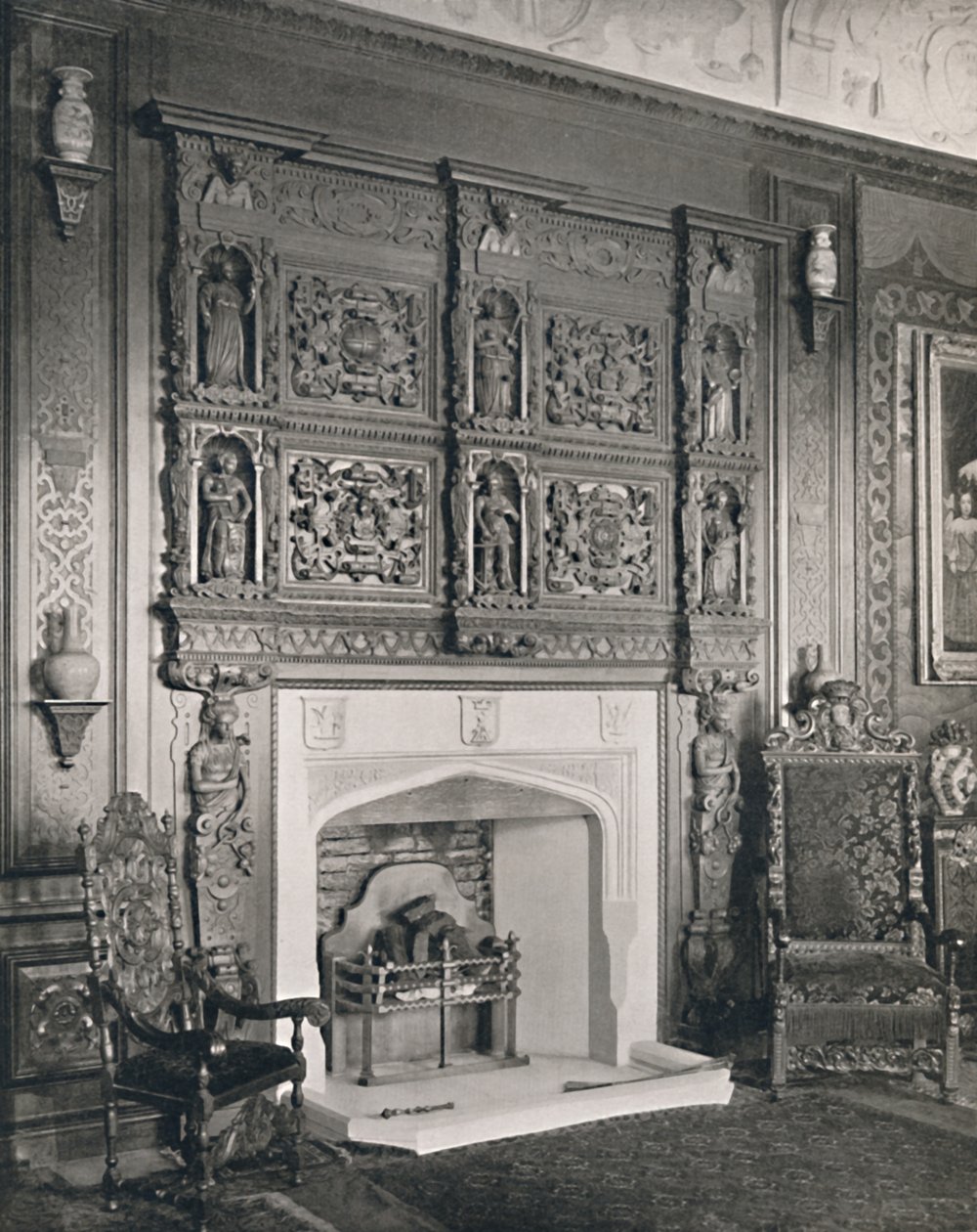 किंग विलियम ड्राइंग रूम, कैसल एशबी, 1927 में चिमनी-पीस द्वारा अज्ञात