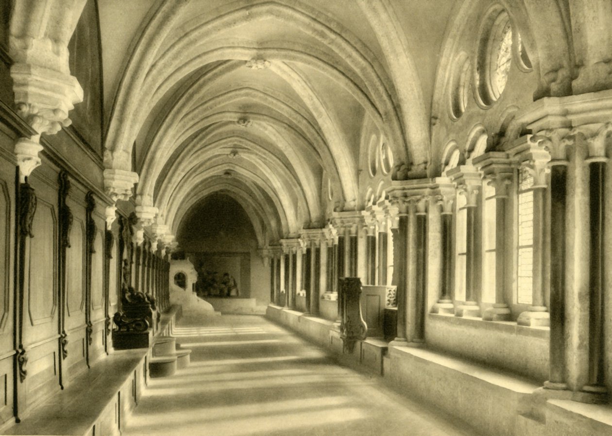 क्लोइस्ट्स, हेइलिगेंक्रेज़ एबे, लोअर ऑस्ट्रिया, c1935। द्वारा अज्ञात