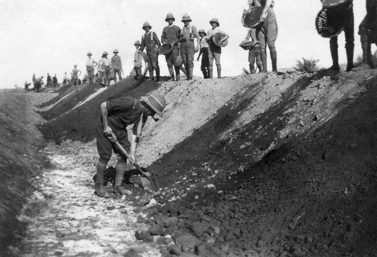 डी कंपनी, 15 RWR वर्क पार्टी, बगदाद, 1918 के पास द्वारा अज्ञात