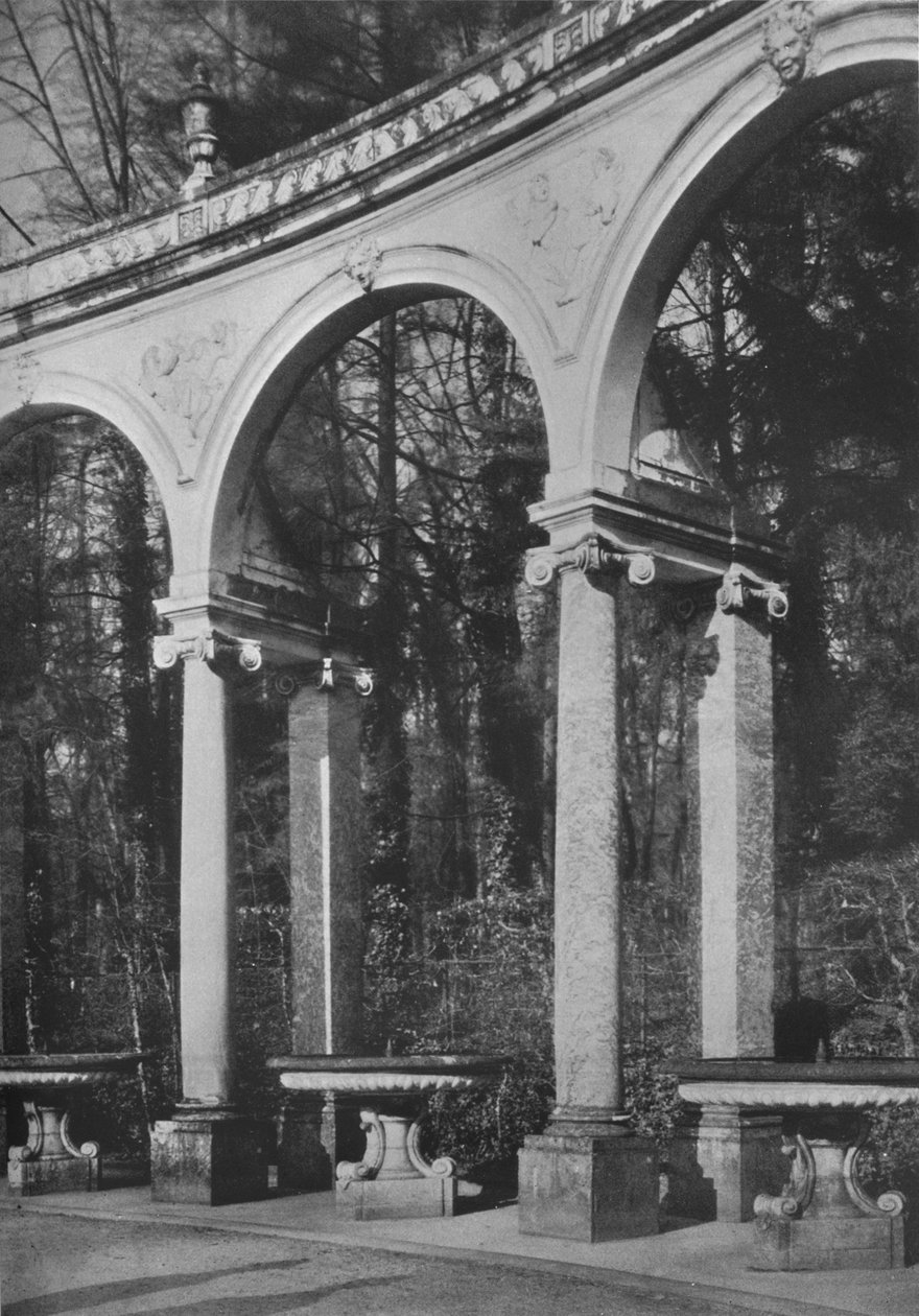 उपनिवेश और फव्वारे का विस्तार, संगीत का मंदिर, वर्साय, फ्रांस, 1924 द्वारा अज्ञात