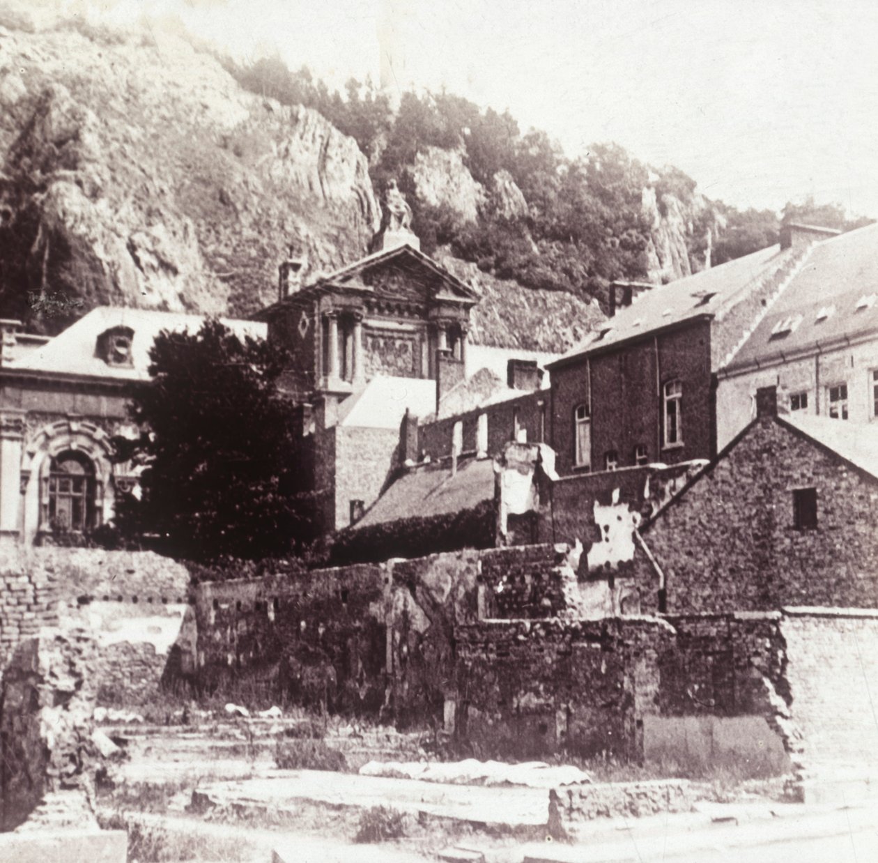 दिनंत, बेल्जियम, 1914 द्वारा अज्ञात