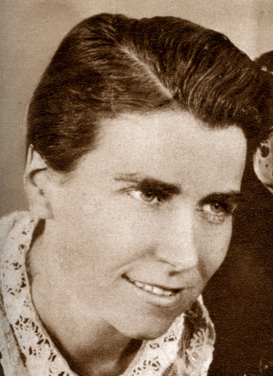 डोरोथी अर्जनर, अमेरिकी फिल्म निर्देशक, 1933 द्वारा अज्ञात