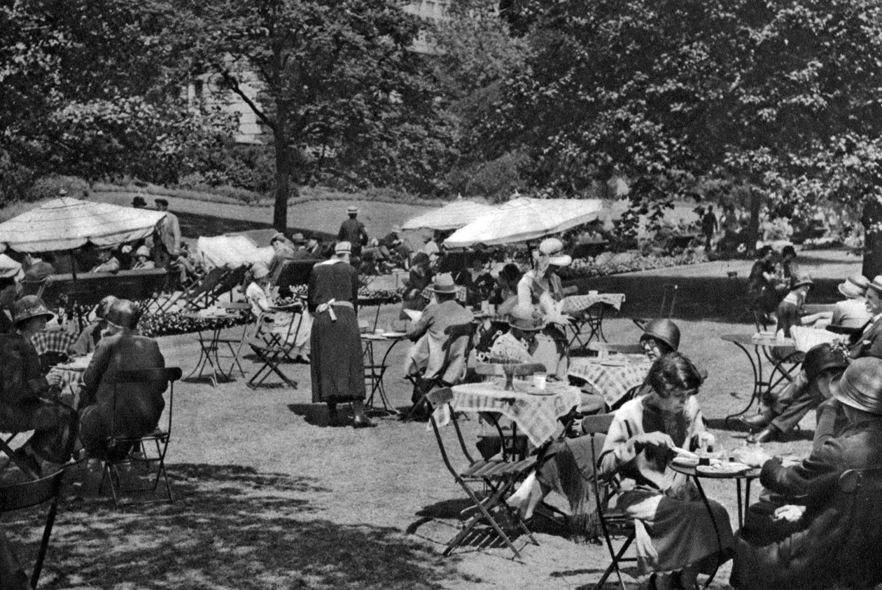 तटबंध गार्डन, चेरिंग क्रॉस, लंदन, 1926-1927 द्वारा अज्ञात