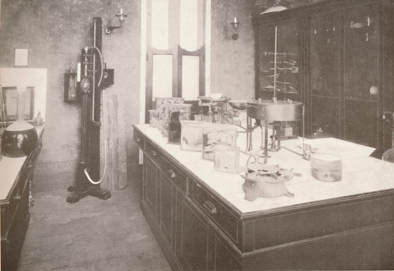 मेडिको-लीगल सर्विस, 1914 की परीक्षा प्रयोगशाला द्वारा अज्ञात