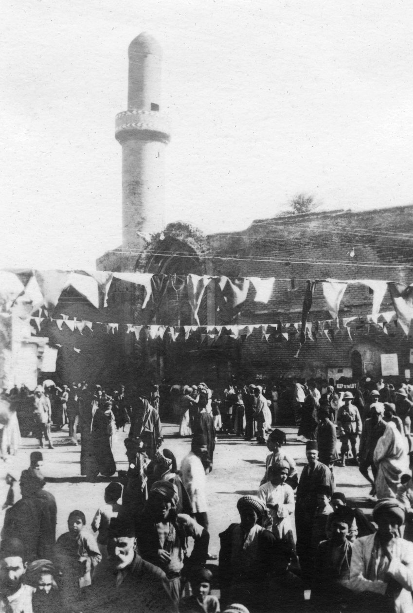 एक्सचेंज स्क्वायर, बगदाद, इराक, 1917-1919 द्वारा अज्ञात