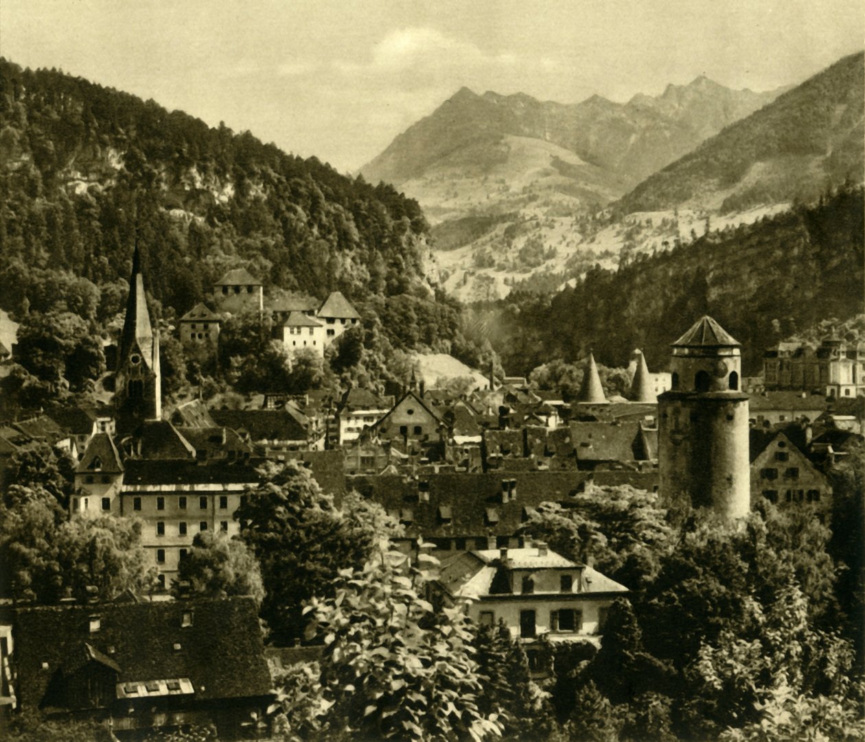 फेल्डकिर्च, वोरलबर्ग, ऑस्ट्रिया, c1935। द्वारा अज्ञात