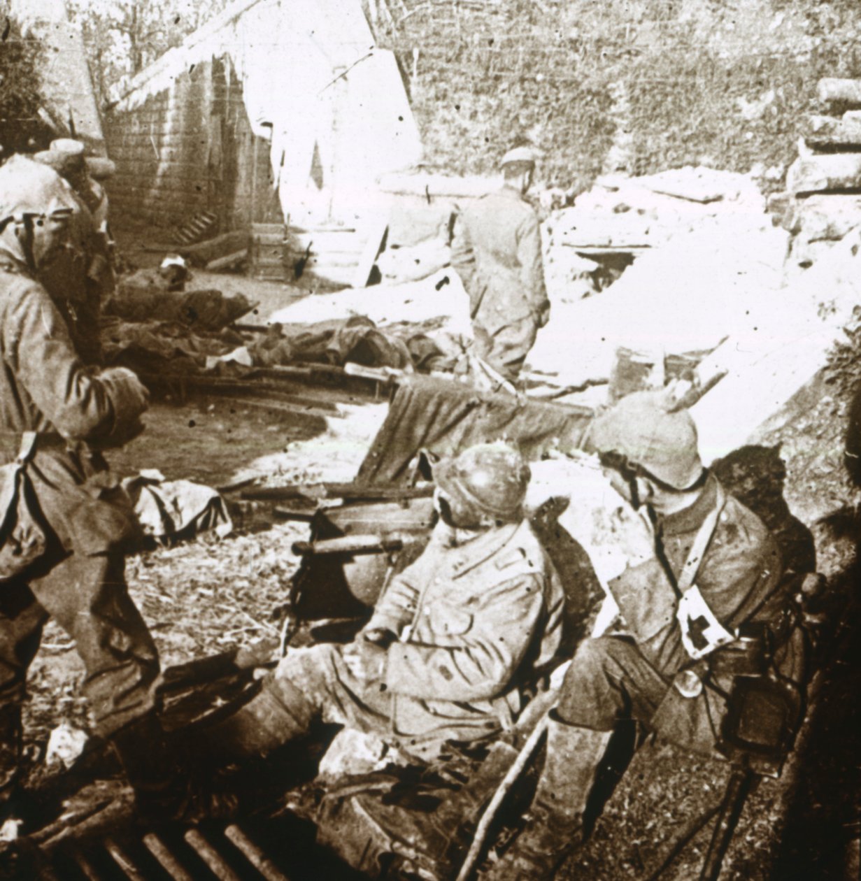 फर्स्ट-एड पोस्ट, वर्दुन, उत्तरी फ्रांस, c1914-c1918 द्वारा अज्ञात
