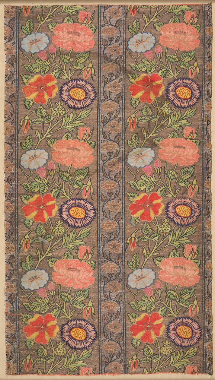 एक सुनहरी ज़मीन पर पुष्प धारीदार रेशम, 1600-1650। द्वारा अज्ञात