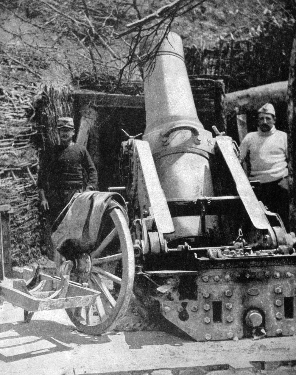 फ्रेंच 270 हेवी आर्टिलरी मोर्टार, आर्टोइस, फ्रांस, प्रथम विश्व युद्ध, 1915 द्वारा अज्ञात
