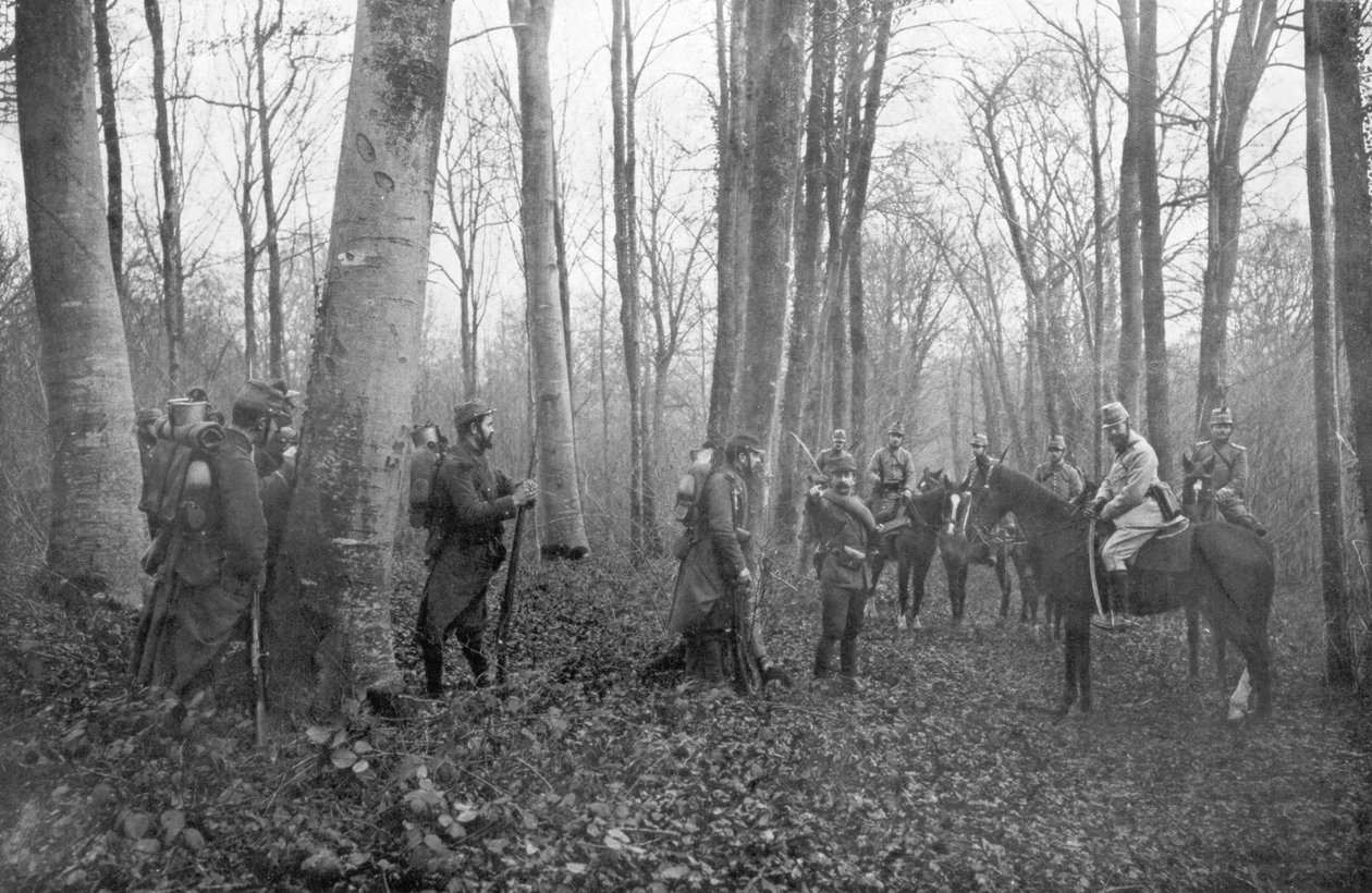 1915 में फ्रांस के आर्गनोन के जंगल में फ्रांसीसी गश्त द्वारा अज्ञात