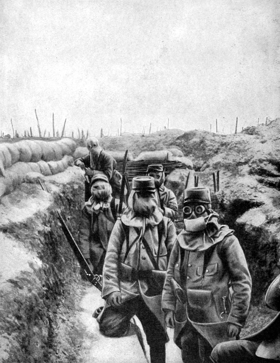तात्कालिक गैस मास्क, 1915 में फ्रांसीसी सैनिक द्वारा अज्ञात