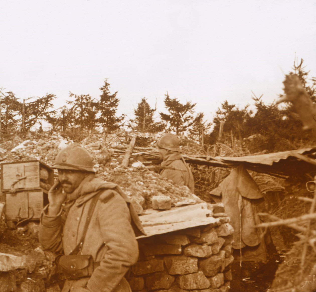 फ्रंट लाइन, वर्दुन, उत्तरी फ्रांस, 1916 द्वारा अज्ञात