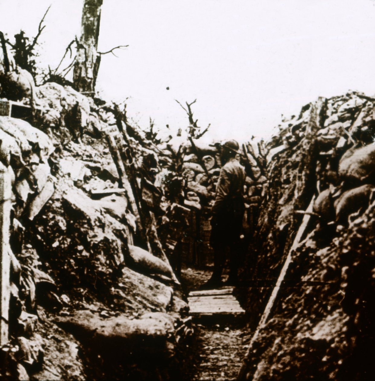 बोनेउइल, फ्रांस में फ्रंट लाइन, c1914-c1918 द्वारा अज्ञात