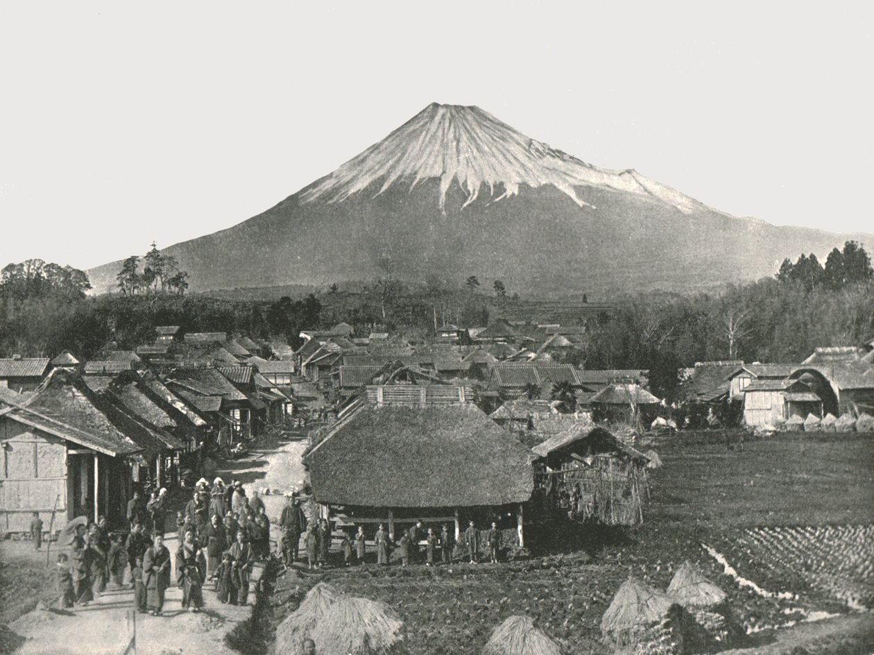 फुजियामा, द सेक्रेड माउंटेन, जेड्ज़ुमी विलेज, जापान से, 1895। द्वारा अज्ञात