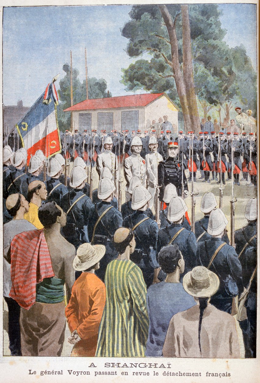 फ्रांसीसी सैनिकों की समीक्षा करते जनरल वॉय्रोन, शंघाई, 1900 द्वारा अज्ञात