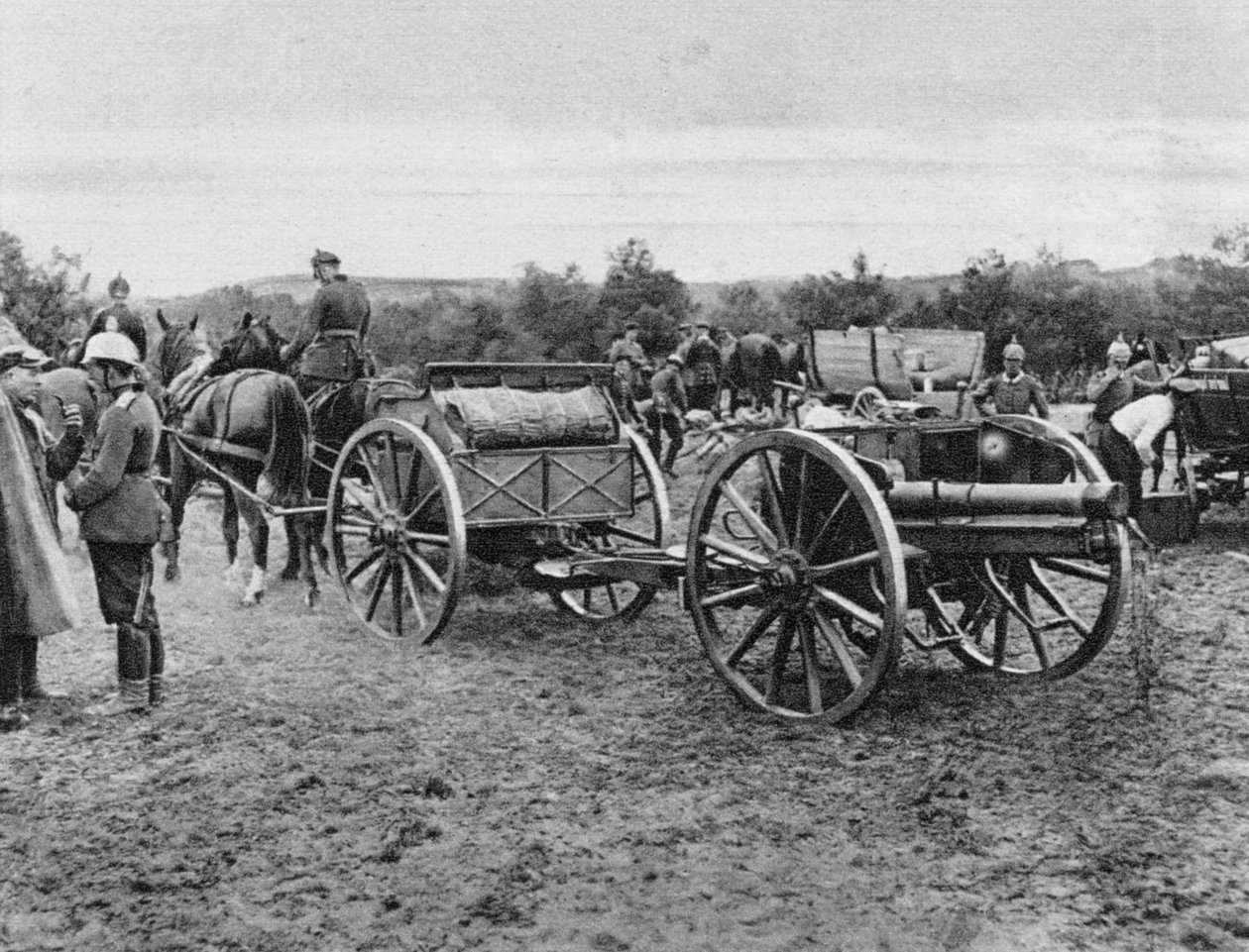 जर्मन तोपखाने, प्रथम विश्व युद्ध, 1915 द्वारा अज्ञात
