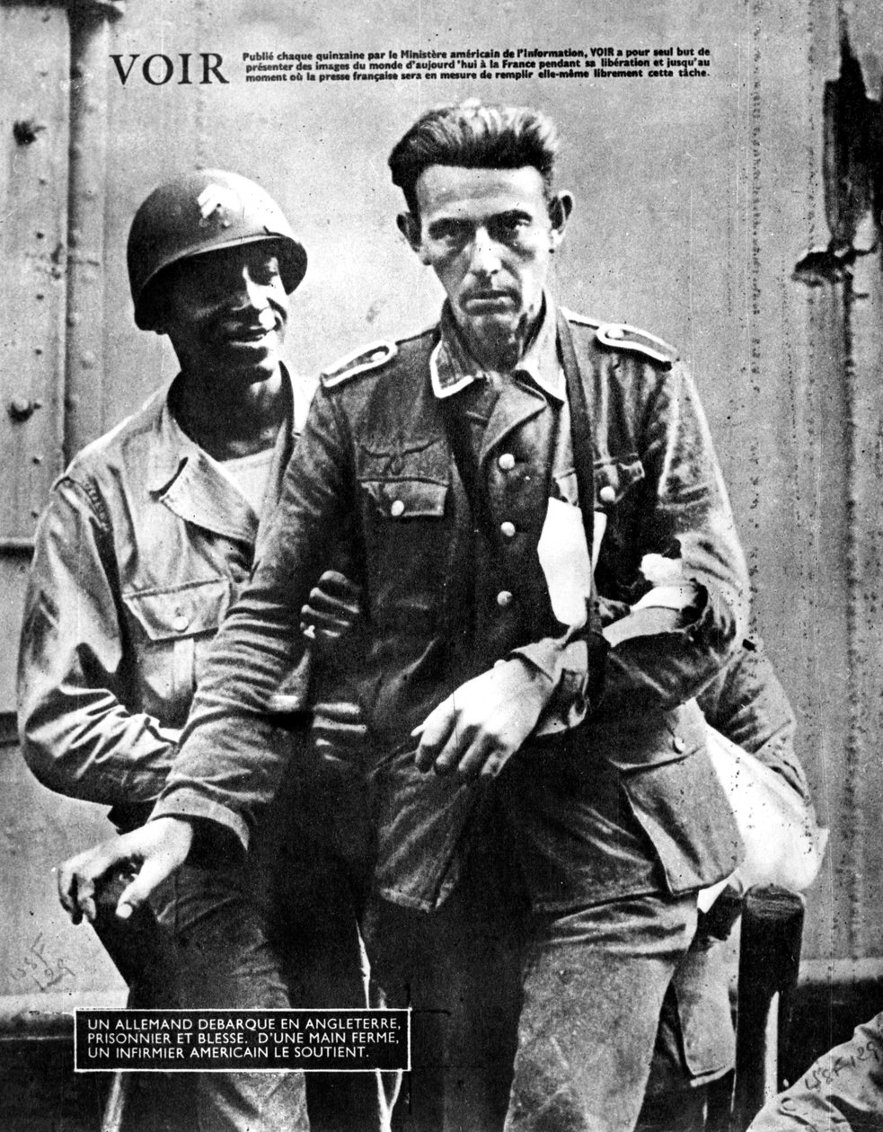 1944 में एक अमेरिकी सैनिक द्वारा भागे हुए जर्मन कैदी इंग्लैंड पहुंचे द्वारा अज्ञात