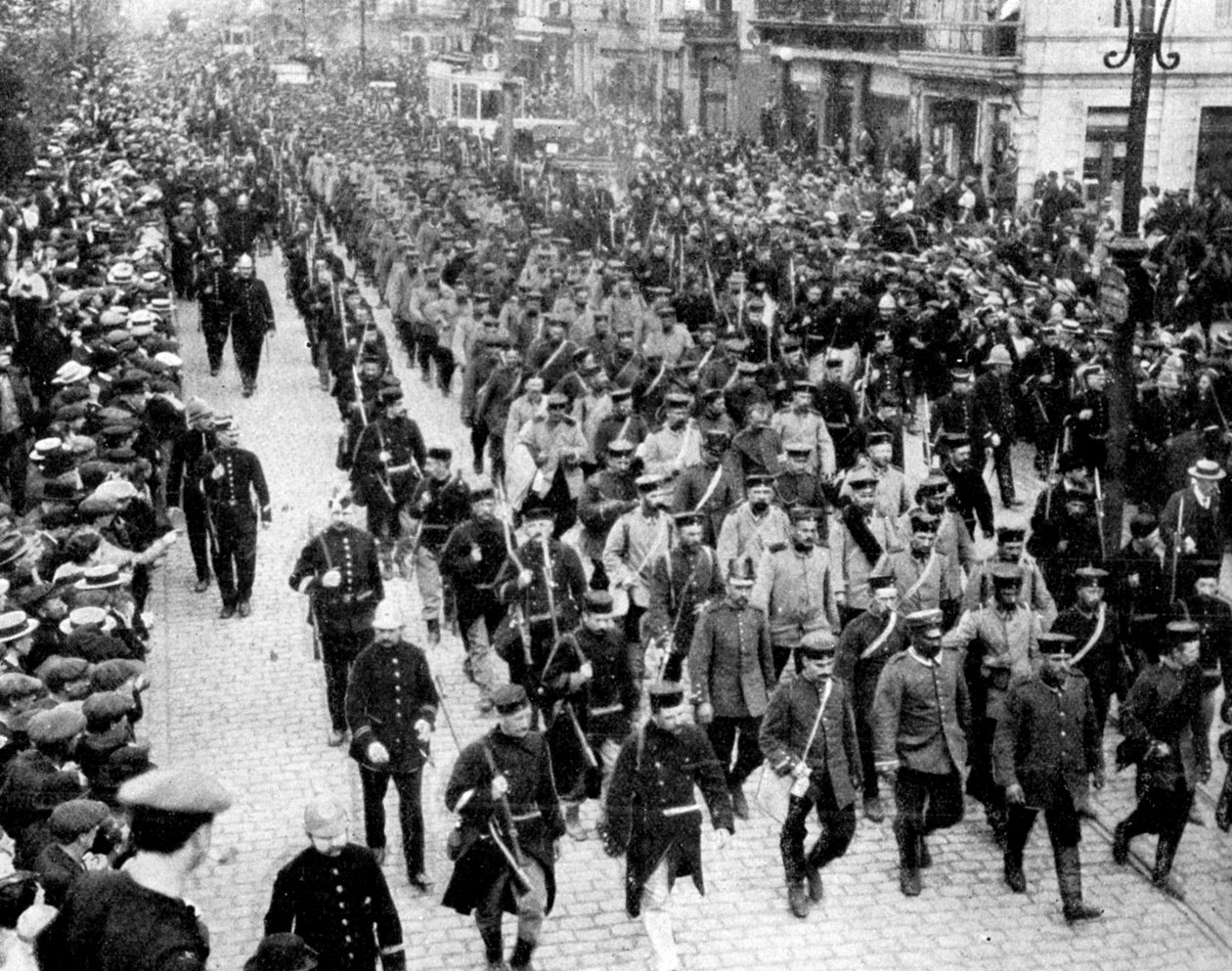 एंटवर्प, बेल्जियम, प्रथम विश्व युद्ध, 1914 में कैदियों के रूप में जर्मन सैनिक द्वारा अज्ञात