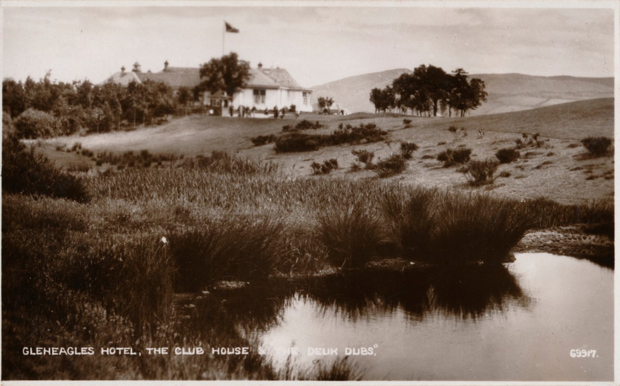 ग्लेनैल्स होटल, द क्लब हाउस और द डुक डब्स, c1930 द्वारा अज्ञात