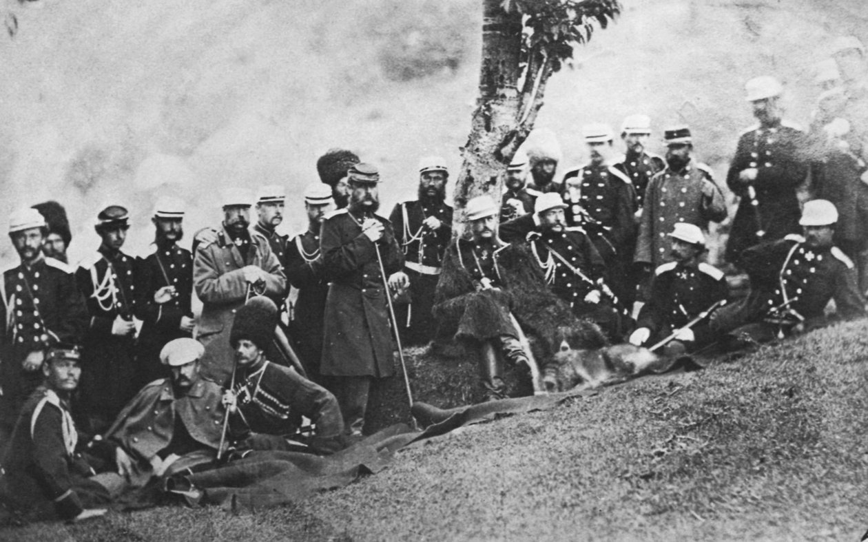 एक अभियान पर रूस के ग्रैंड ड्यूक माइकल निकोलेविच, c1880 द्वारा अज्ञात