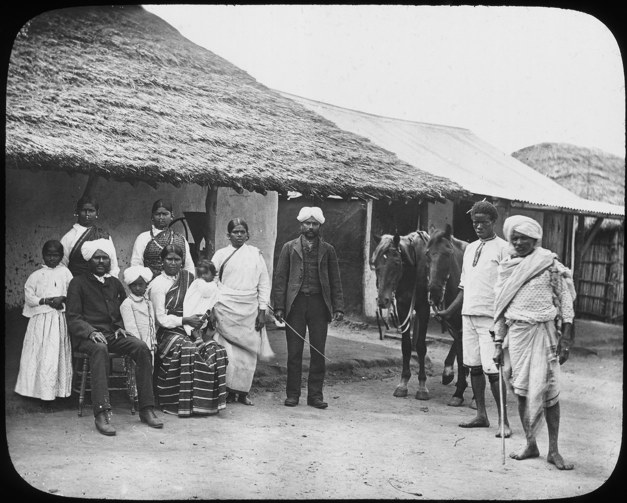 भारतीय कूलियों का समूह, दक्षिण अफ्रीका, c1890 द्वारा अज्ञात