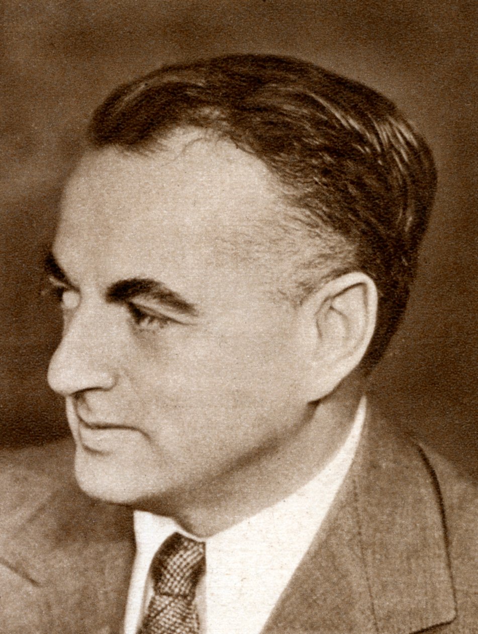 गाय रेजिनाल्ड बोल्टन, ब्रॉडवे म्यूज़िकल कॉमेडीज़, 1933 के ब्रिटिश-जन्म लेखक द्वारा अज्ञात
