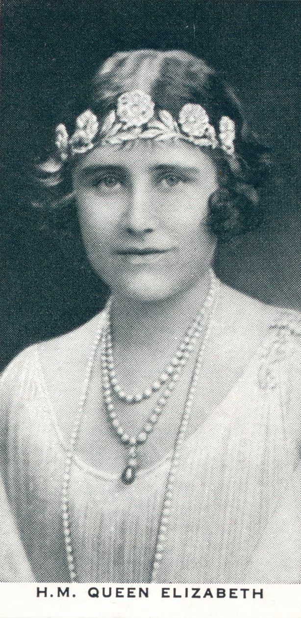 एचएम क्वीन एलिजाबेथ, c1930 1937। द्वारा अज्ञात