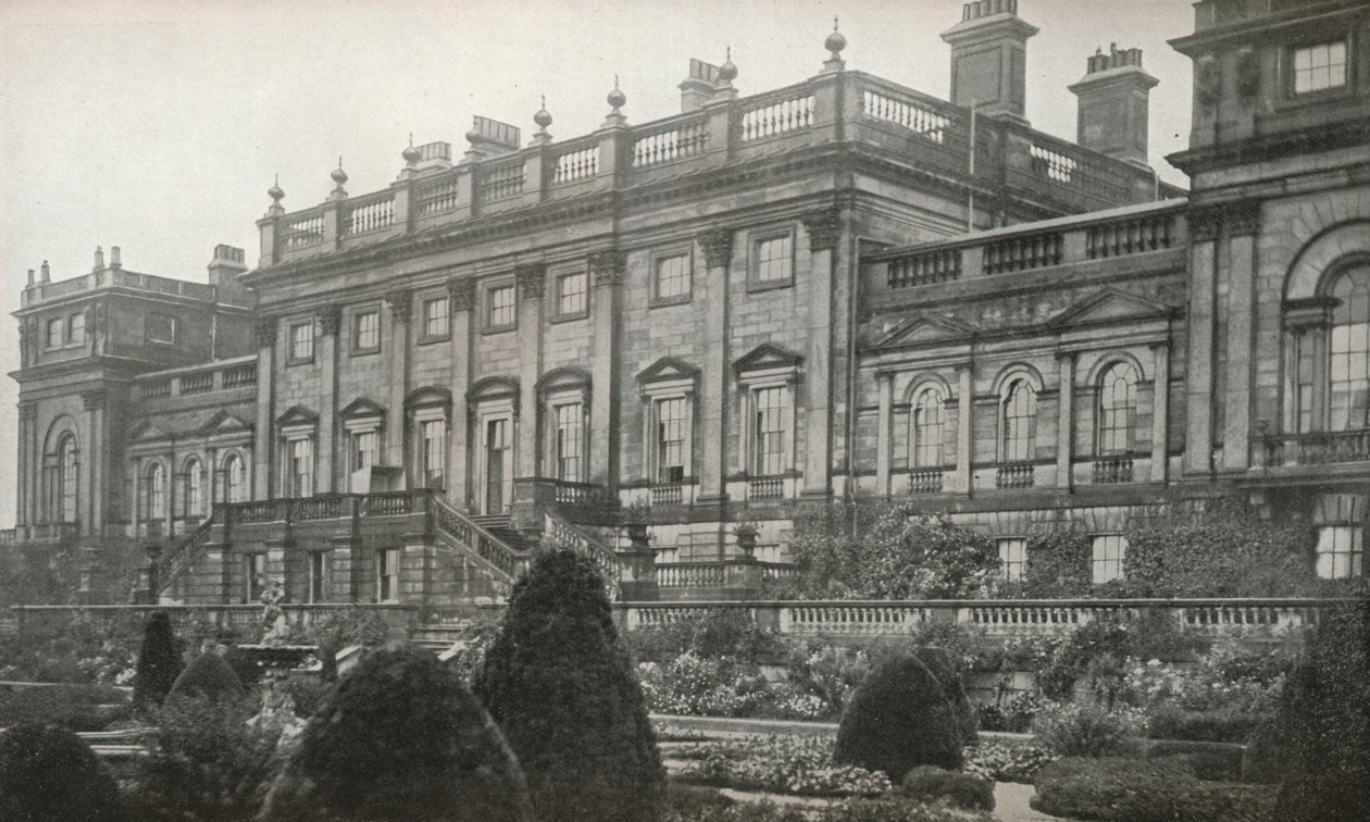 हरेवुड हाउस, आरटी का निवास स्थान। माननीय। द अर्ल ऑफ हरवुड, c1913 द्वारा अज्ञात