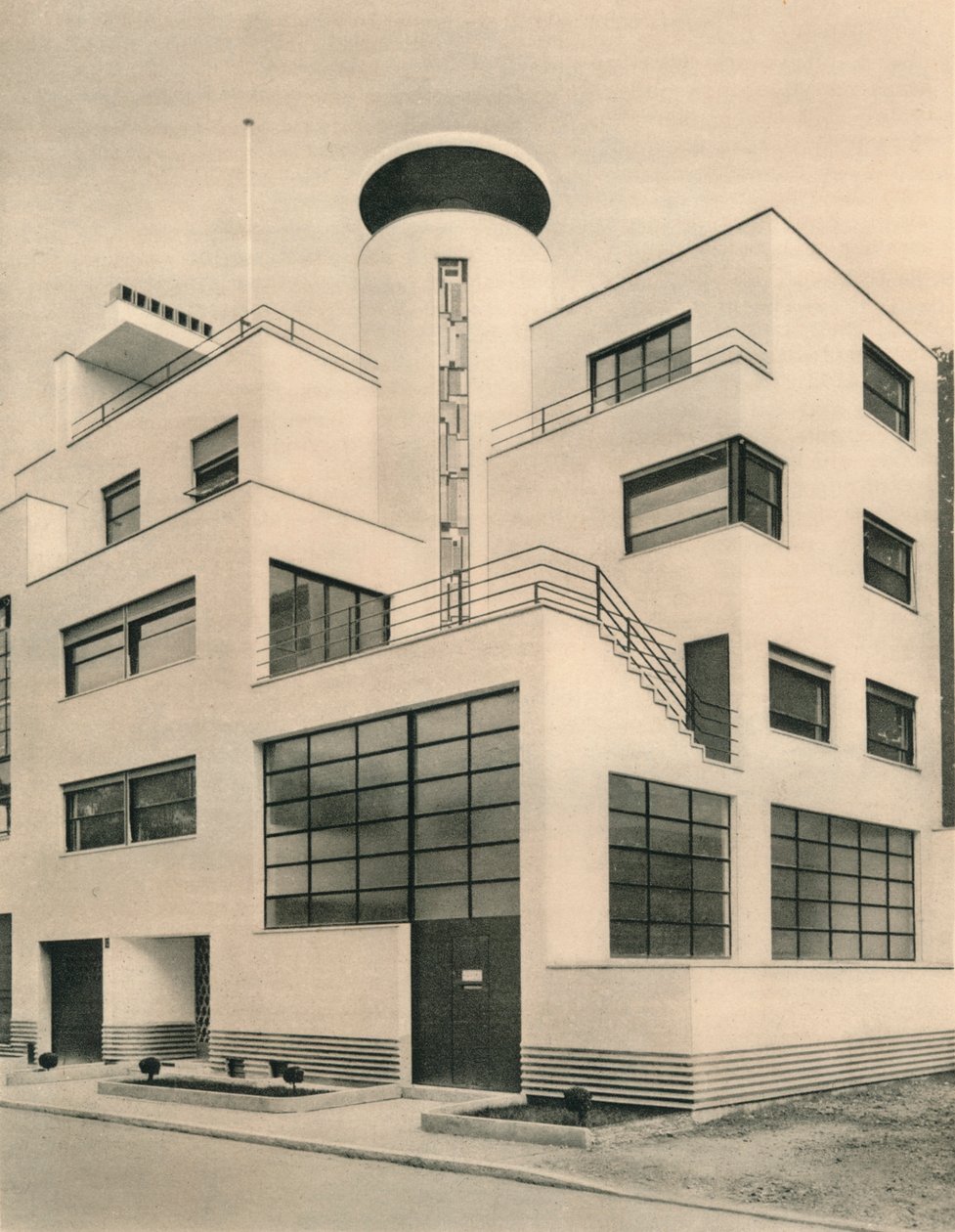एम.एम. जोएल और जान मार्टेल, scupltors, Rue Mallet-Stevens, Auteuil, c1927 द्वारा अज्ञात