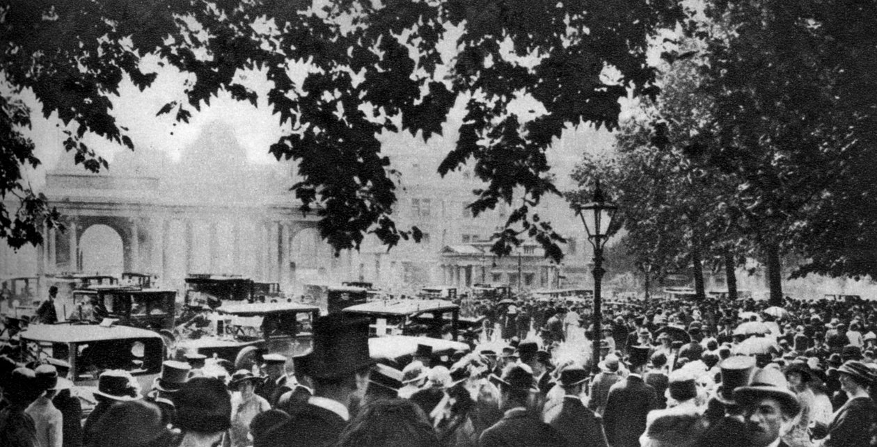 लंदन, 1926-1927, रविवार को ठीक अस्कोट में हाइड पार्क द्वारा अज्ञात