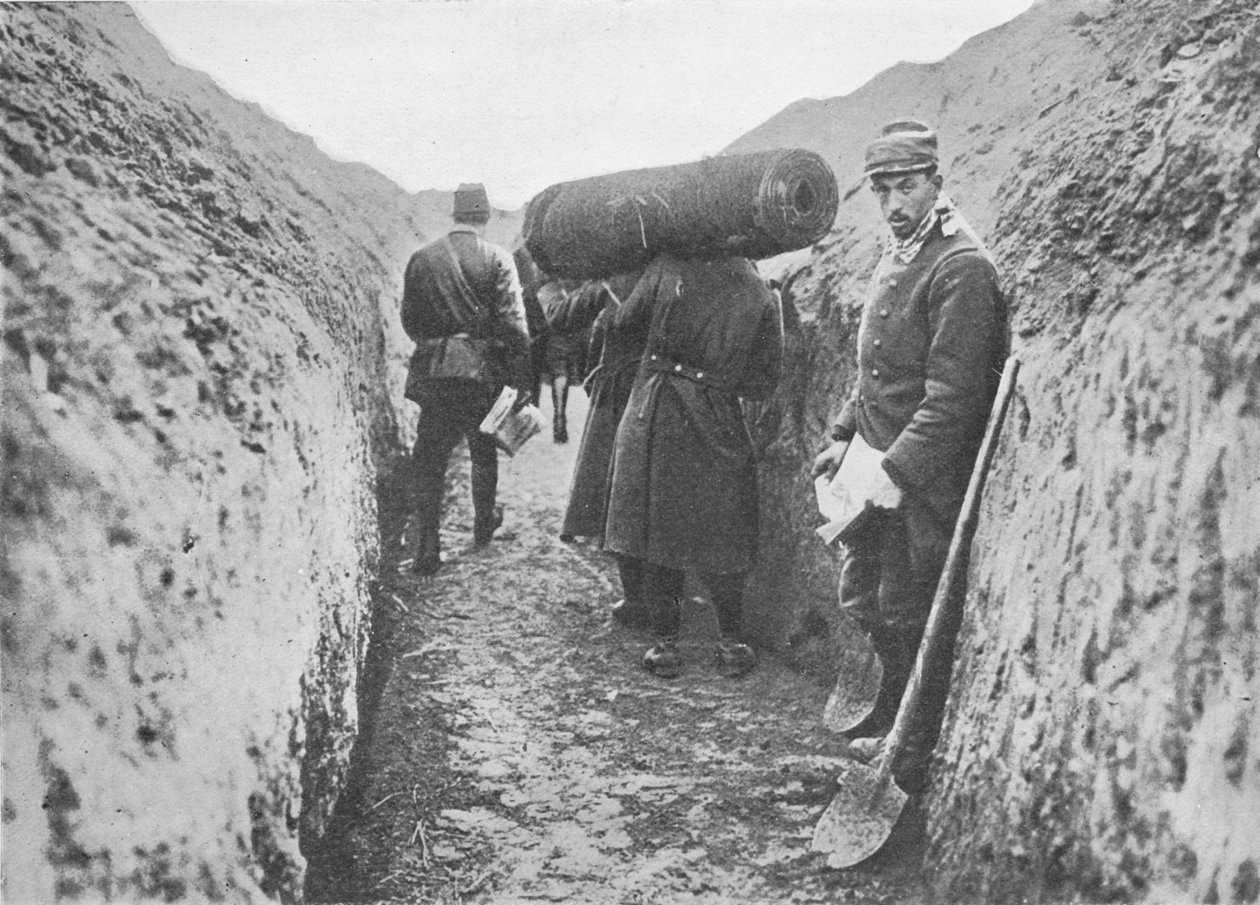 1914 में फ्रेंच खाइयों में से एक में द्वारा अज्ञात