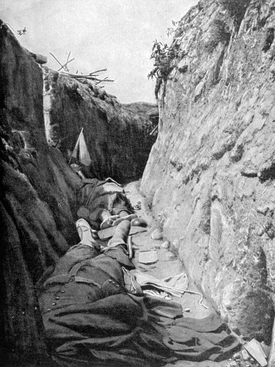 क्वेनेविएरेस की एक खाइयों में, 1915 की शैम्पेन की लड़ाई द्वारा अज्ञात