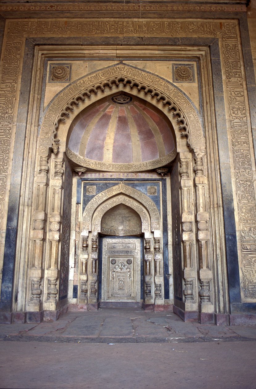 मुगल मस्जिद, दिल्ली, भारत का आंतरिक भाग द्वारा अज्ञात