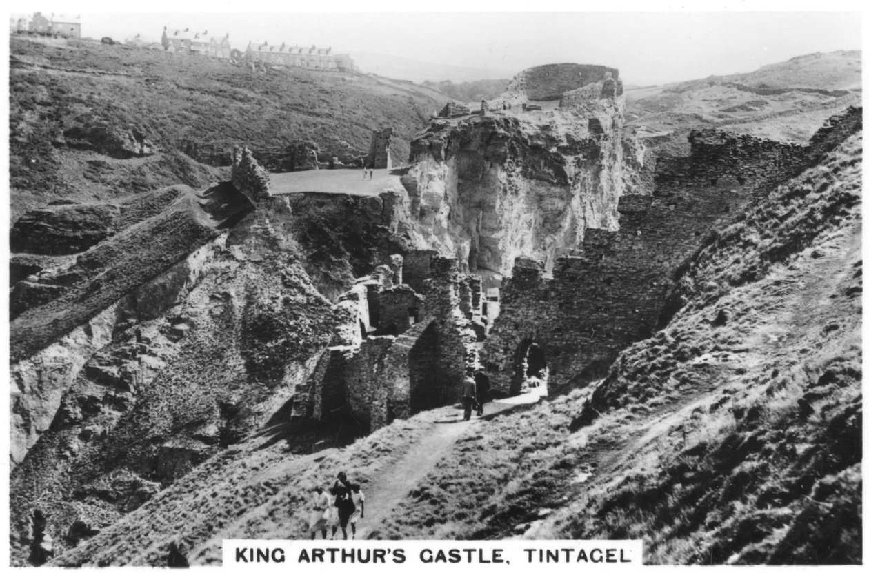 किंग आर्थर्स कैसल, टिंटागेल, 1937 द्वारा अज्ञात