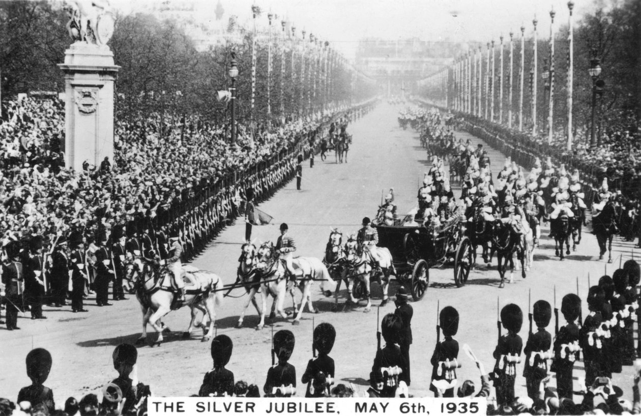 किंग जॉर्ज बनाम सिल्वर जुबली, लंदन, 6 मई, 1935 द्वारा अज्ञात