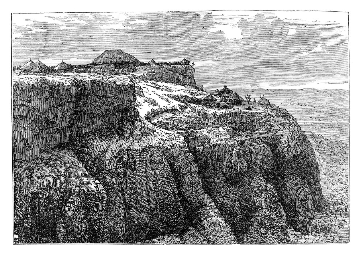माग्डाला, इथियोपिया में राजा थिओडोर हाउस, 1918 के उत्तरार्ध में c1868 द्वारा अज्ञात