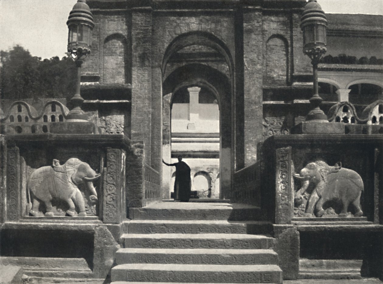 1926 के कैंडी के पवित्र दाँत दलादा मालीगावा विहार के मंदिर में मठ द्वारा अज्ञात