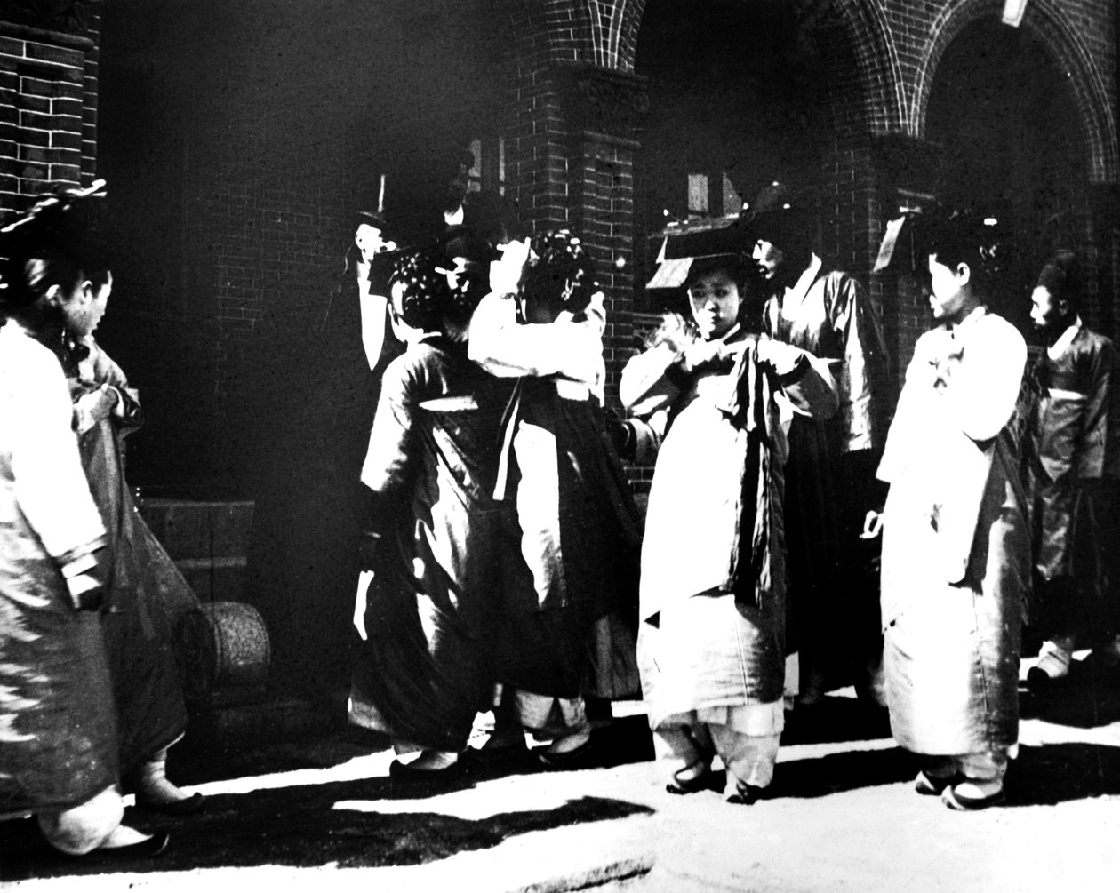 कोरियाई लड़कियों, 1900 द्वारा अज्ञात