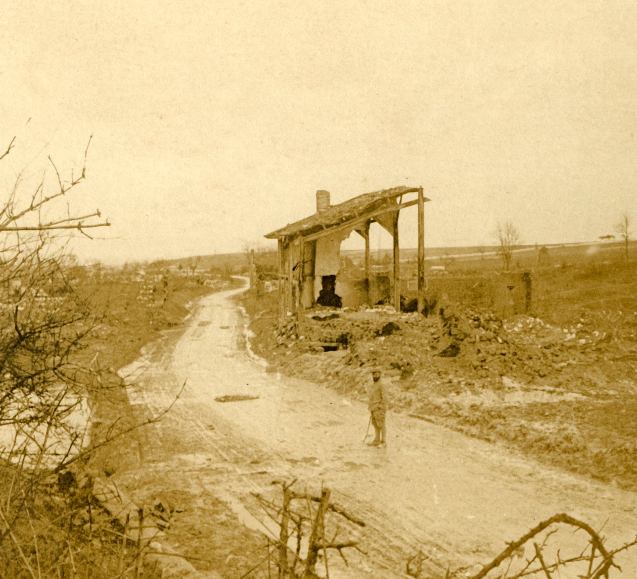 लेस हर्लस, उत्तरी फ्रांस, c1914-c1918 द्वारा अज्ञात