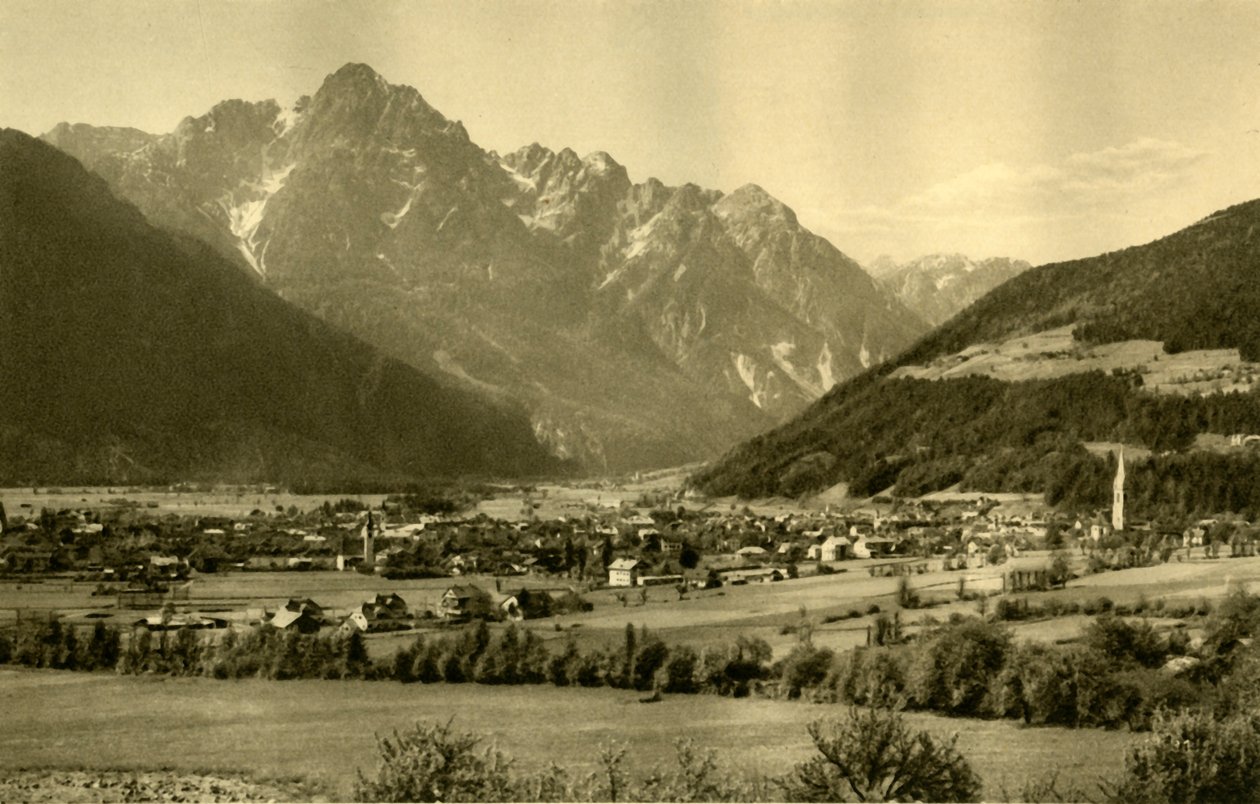 Lienz और Spitzkofel, टायरॉल, ऑस्ट्रिया, c1935। द्वारा अज्ञात