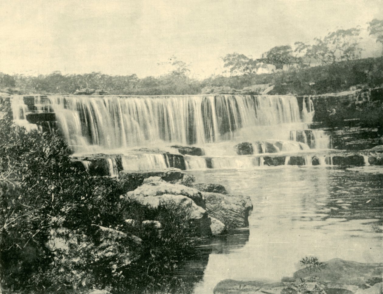 लॉडन फॉल्स, न्यू साउथ वेल्स, 1901। द्वारा अज्ञात