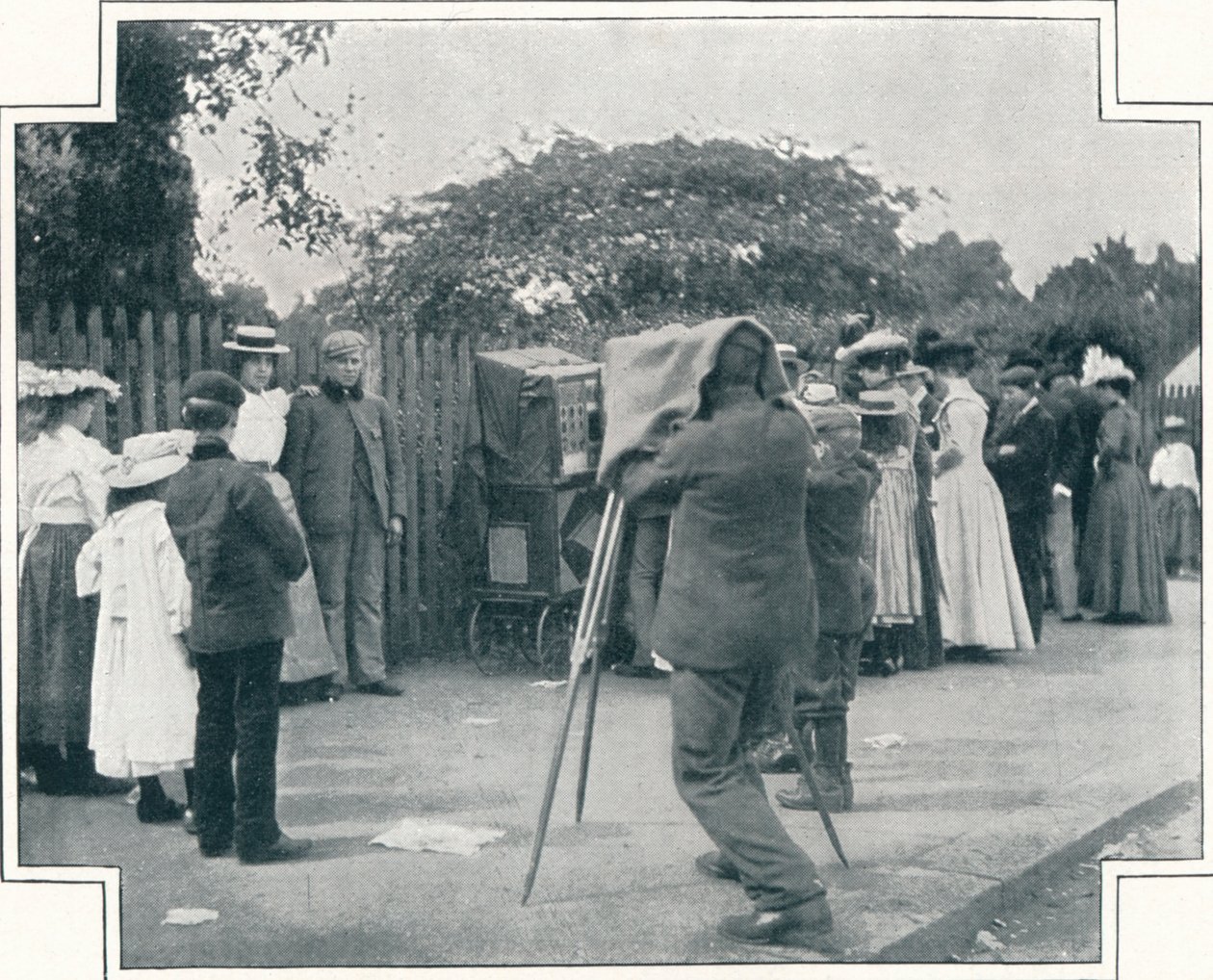 सुखद देखो, कृपया !, लंदन, c1903 1903 द्वारा अज्ञात