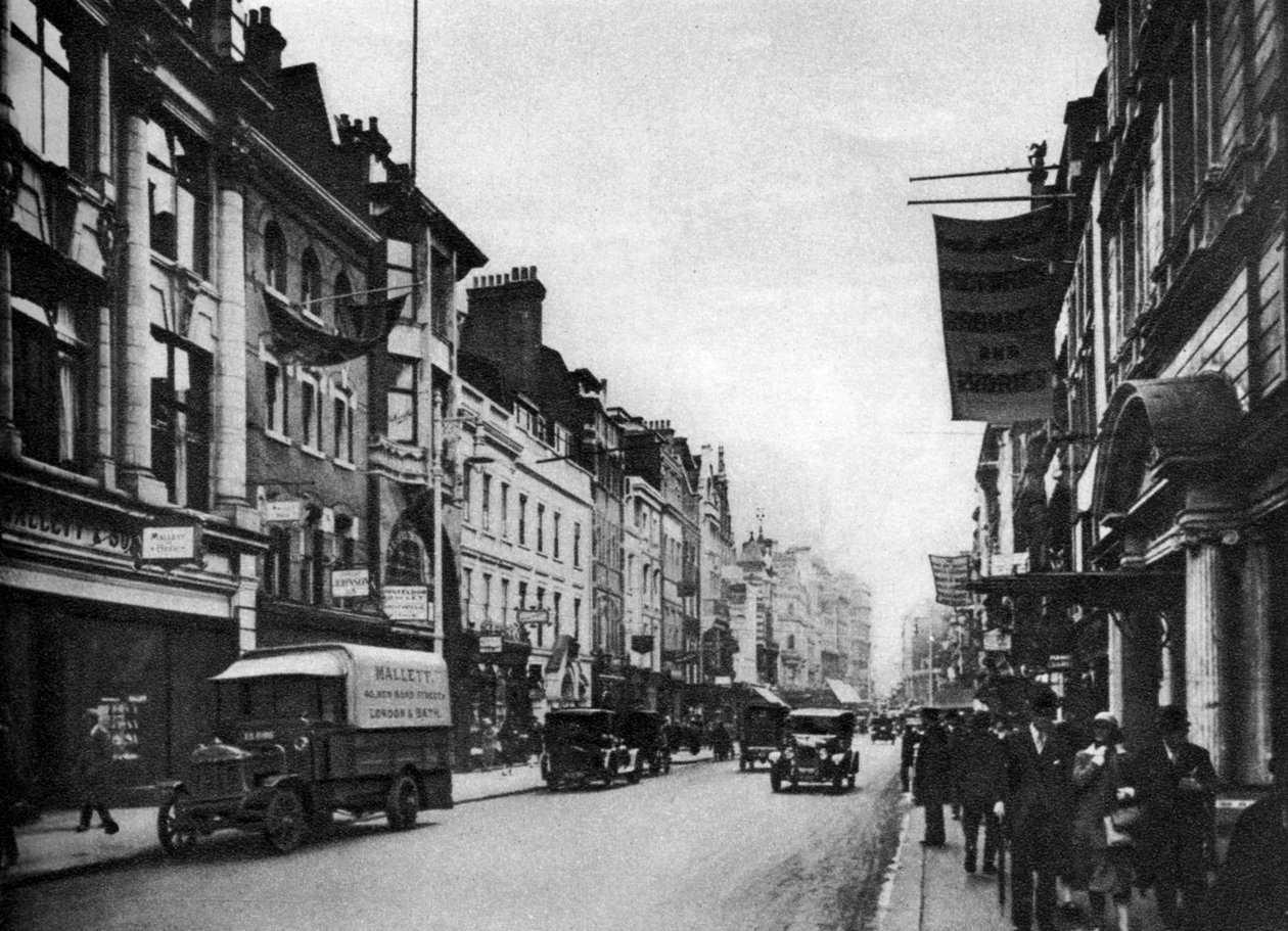 न्यू बॉन्ड स्ट्रीट, लंदन में 1926-1927 में दक्षिण की ओर देखना द्वारा अज्ञात
