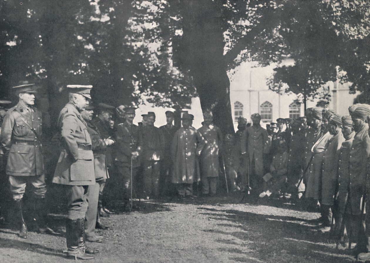 लॉर्ड किचनर भारतीय मरीजों को संबोधित करते हुए, 20 जुलाई 1915, 1939 द्वारा अज्ञात