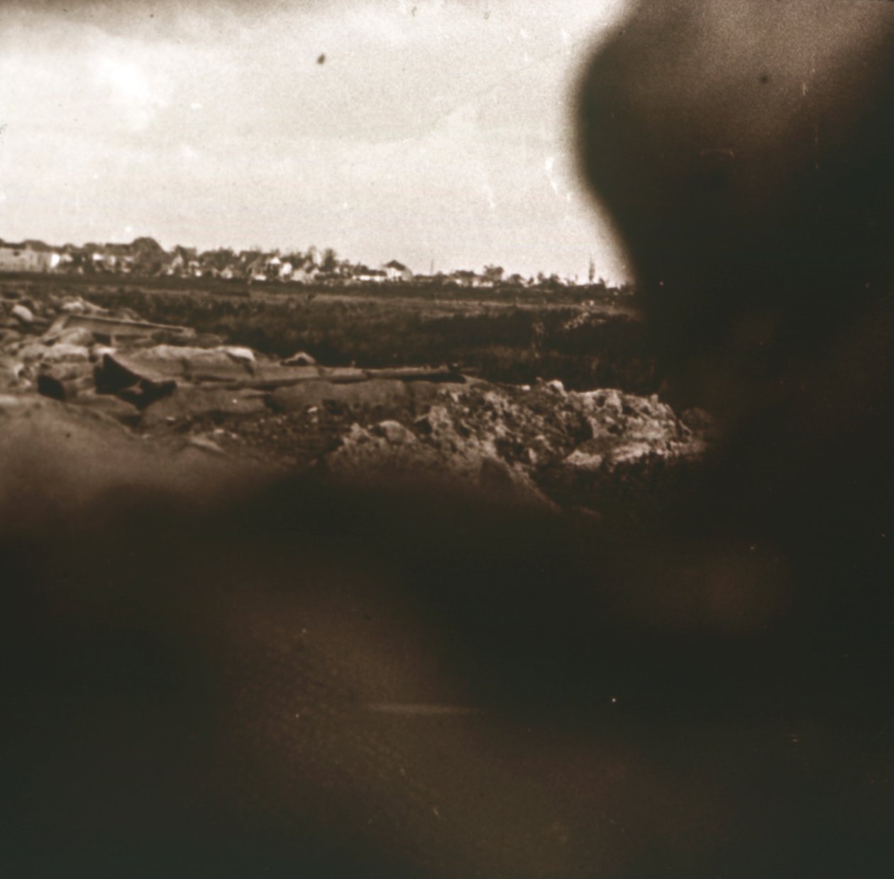 मशीन गन शेल्टर, डिकसमुइड, बेल्जियम, c1914-c1918 द्वारा अज्ञात