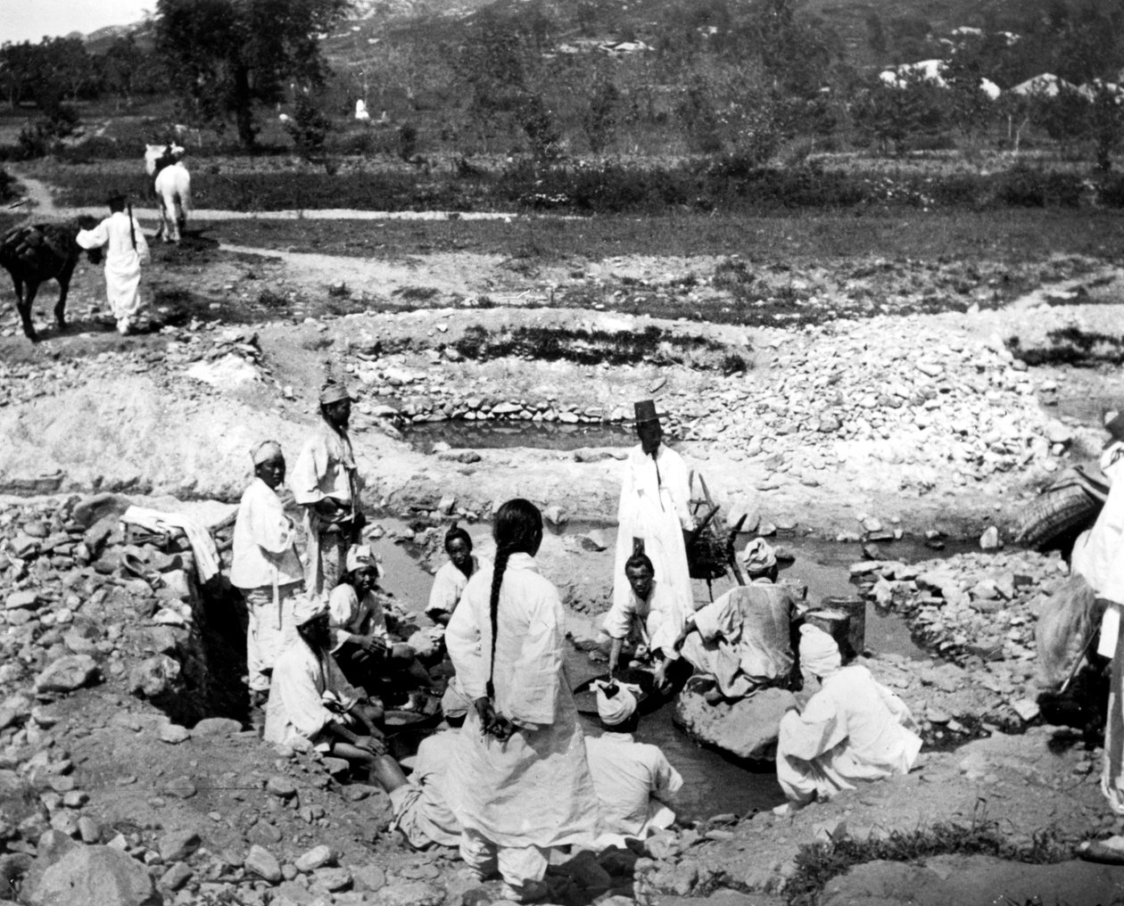 मेरा, कोरिया, 1900 द्वारा अज्ञात